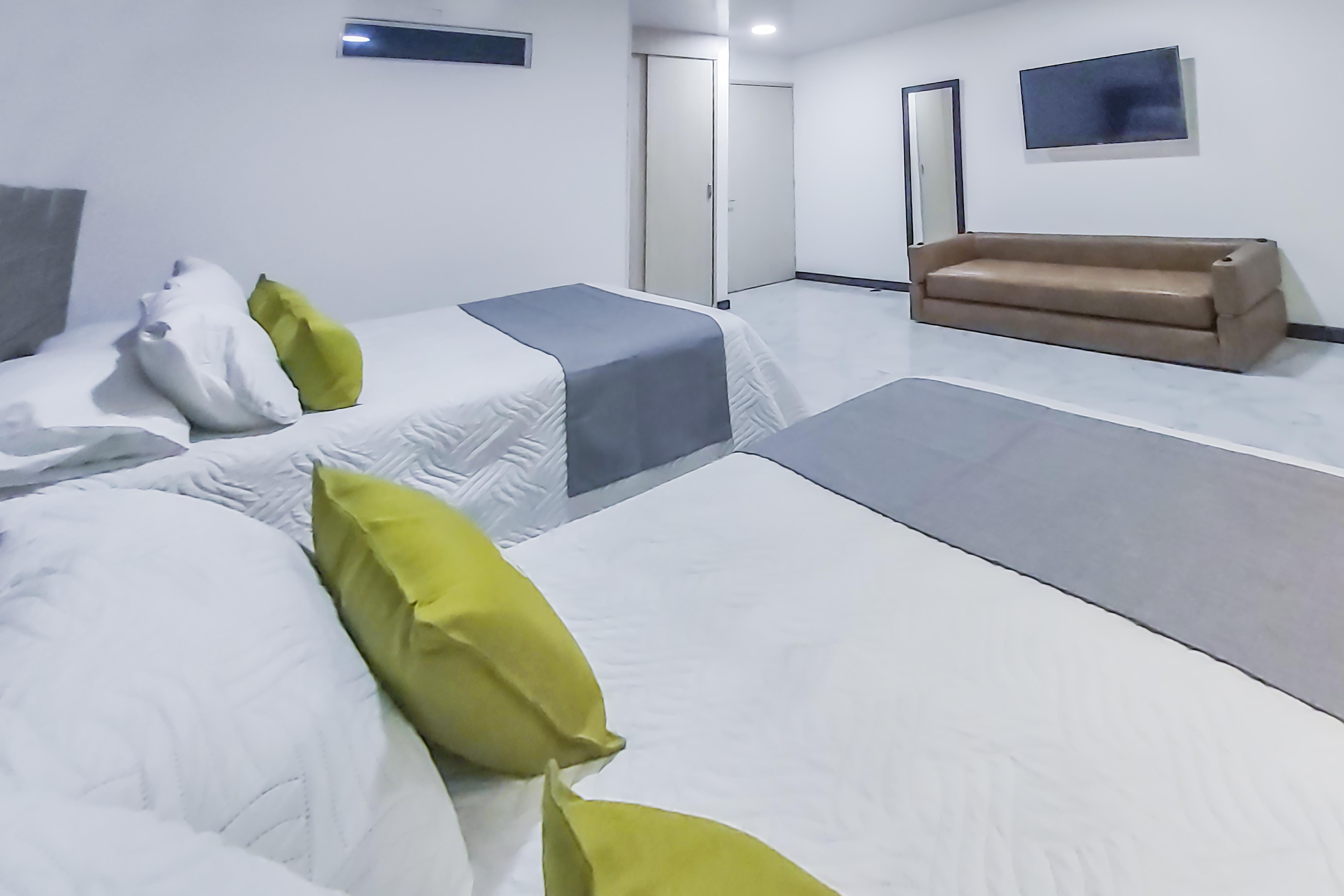 Hotel Los Maderos Кали Экстерьер фото