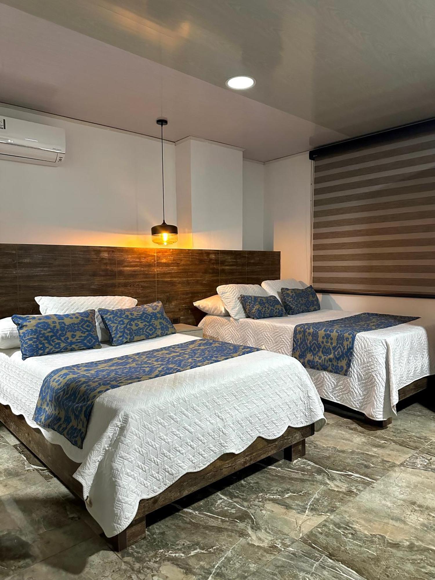 Hotel Los Maderos Кали Экстерьер фото
